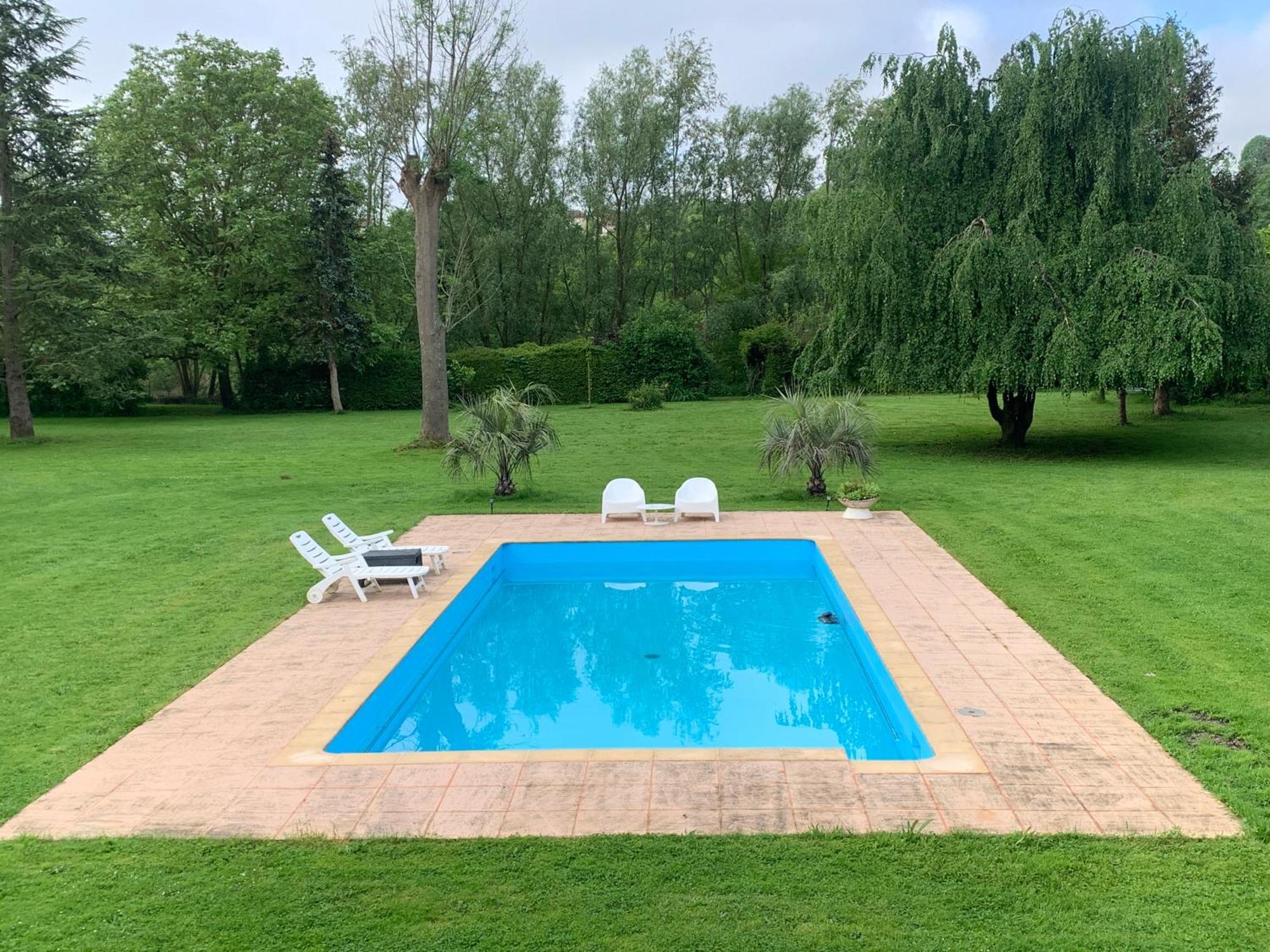 Appartement Familial Au Bord De La Marne, Jardin 8000M2, Piscine, Court De Tennis, Terrasse, Parking Gratuit Proche Disneyland Isles-les-Villenoy Exterior photo