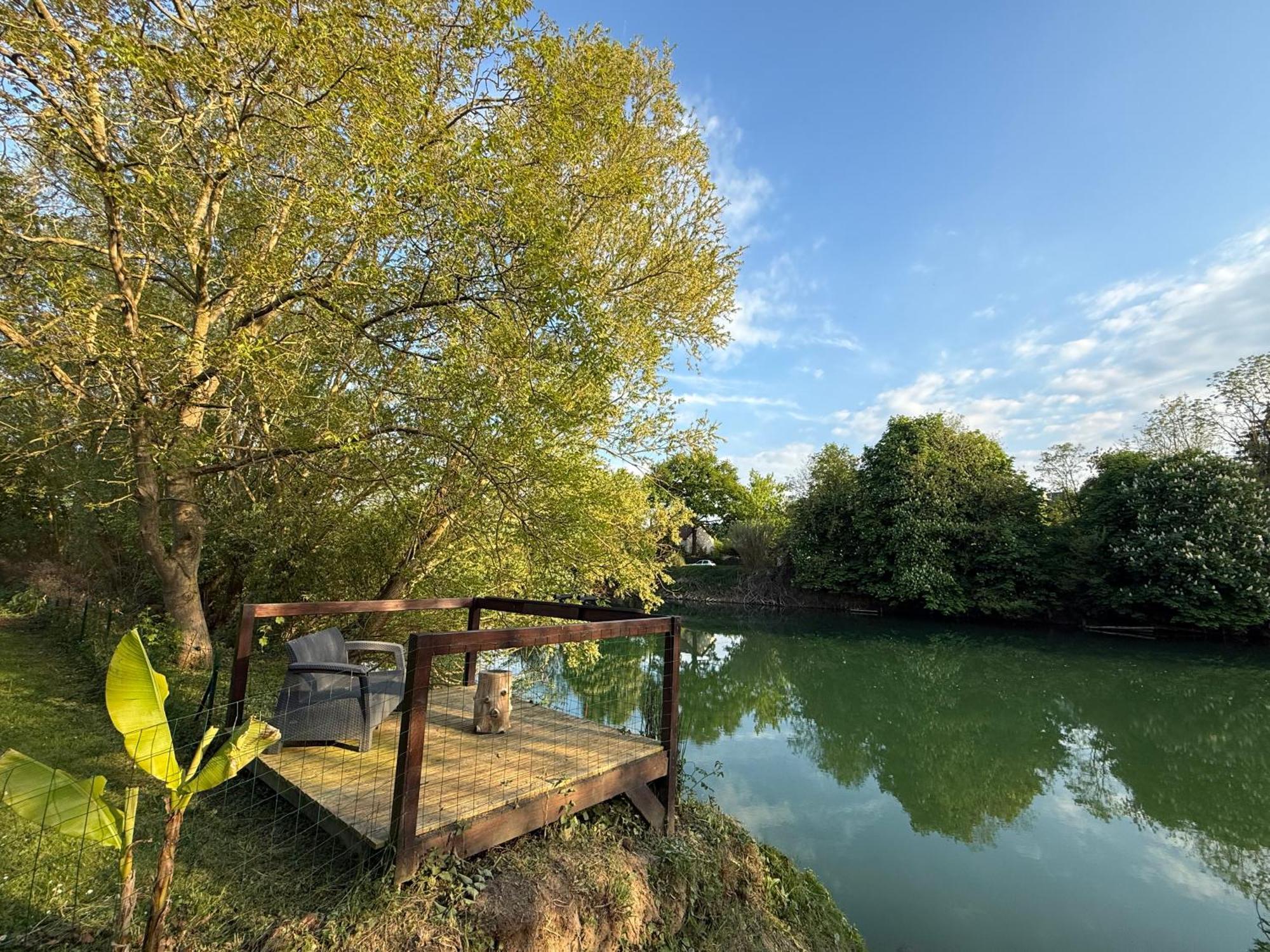 Appartement Familial Au Bord De La Marne, Jardin 8000M2, Piscine, Court De Tennis, Terrasse, Parking Gratuit Proche Disneyland Isles-les-Villenoy Exterior photo